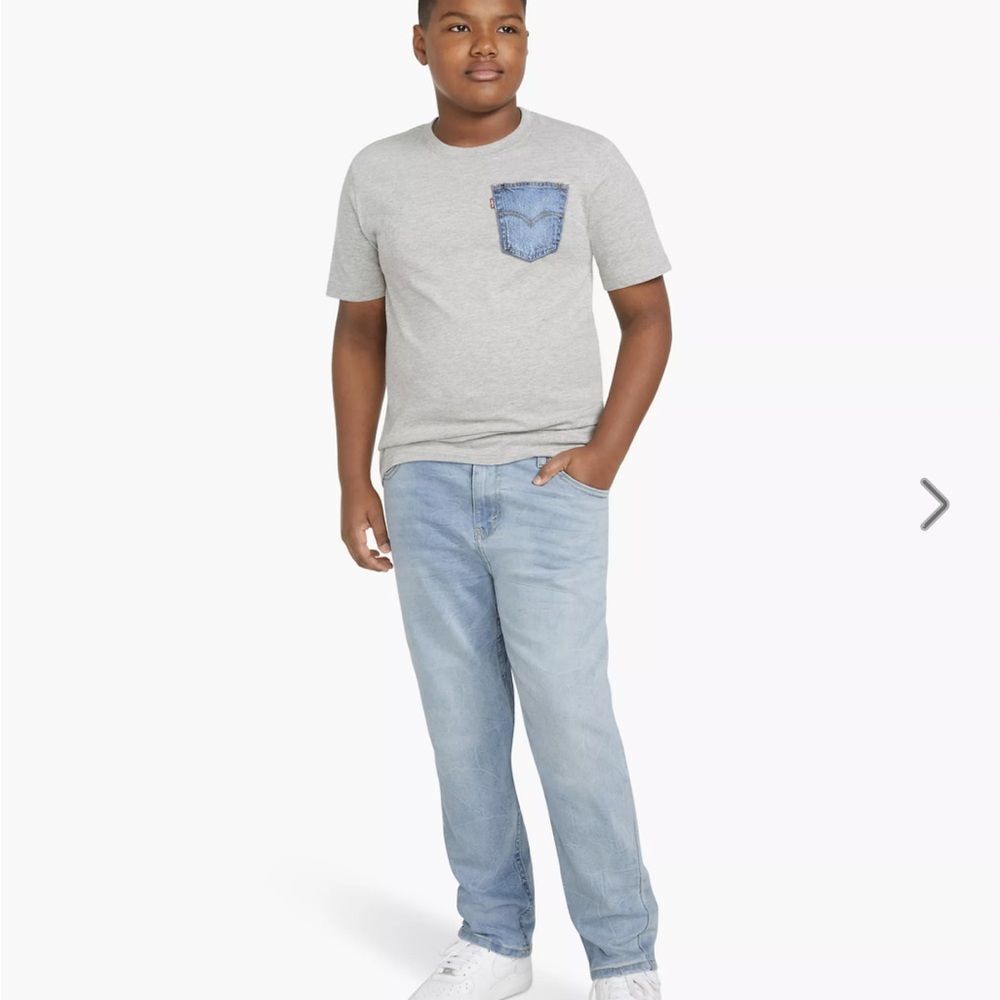 NWT Levi’s 502 juniors husky fit jeans, Yosemite Falls light wash. 16H W34x L30